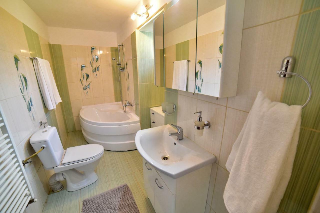 Flh - Emma Apartment سيبيو المظهر الخارجي الصورة